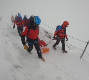Ratownicy GOPR Karkonosze przechodzą kolejne szkolenia Ratownicy GOPR Karkonosze przechodzą kolejne szkolenia