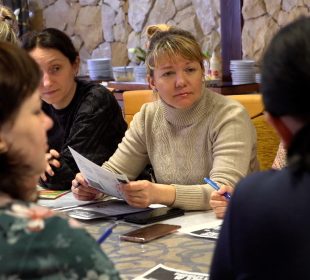 W Karpaczu mieszkańcy kompleksowo pomagają uchodźcom