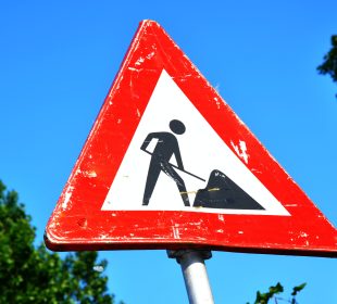 Zamknięte skrzyżowanie ulic Wojska Polskiego i Słowackiego