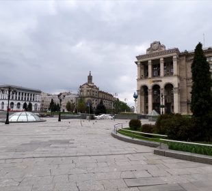 Ukraińcy powracają do kraju Ukraińcy powracają do kraju