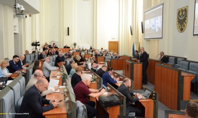 Zarząd Województwa Dolnośląskiego z wotum zaufania oraz absolutorium za wykonanie budżetu w 2021 roku!