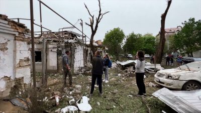Brakuje wody, jedzenia i ciągle spadają bomby