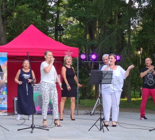 Koncert „Rozśpiewana Jelenia Góra” na Fajfach Cieplickich