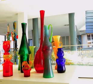 Muzeum Karkonoskie zakupiło olbrzymią kolekcję szkła