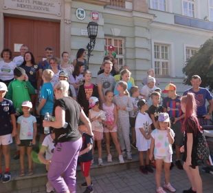 Mały jubileusz PidżamaRun w Kowarach Mały jubileusz PidżamaRun w Kowarach