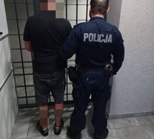 Rozbój w mieszkaniu. Napastnik zatrzymany. Za popełniony czyn odpowie przed sądem Rozbój w mieszkaniu. Napastnik zatrzymany. Za popełniony czyn odpowie przed sądem