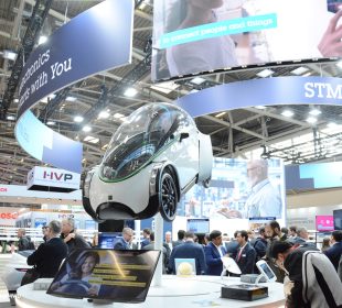 Dolnośląscy przedsiębiorcy na targach elektronicznych w Monachium Dolnośląscy przedsiębiorcy na targach elektronicznych w Monachium