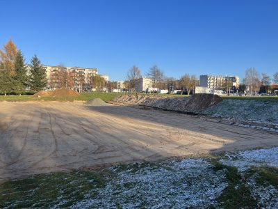 Rozpoczęła się przebudowa boiska na jeleniogórskim Zabobrzu