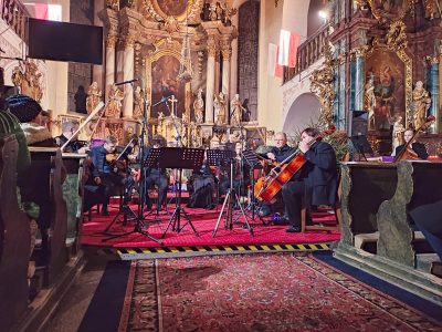 Powiatowy koncert patriotyczno – charytatywny “ŚLADAMI WOLNOŚCI” już za nami