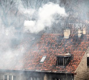 Parowa daje “czadu” – wieś ma najgorsze powietrze w powiecie! Parowa daje “czadu” – wieś ma najgorsze powietrze w powiecie!