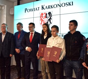 Nagrody i stypendia dla najlepszych!