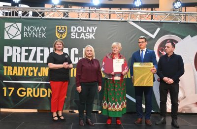 Prezentacja Tradycyjnych Stołów Wigilijnych