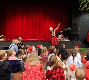 Rodzinny Poranek na folkowo w JCK Muflon