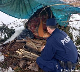 Na pomoc osobom bezdomnym ruszyli dzielnicowi Na pomoc osobom bezdomnym ruszyli dzielnicowi