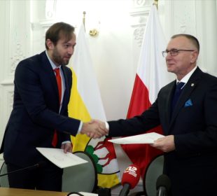 20 autobusów elektrycznych dla Jeleniej Góry