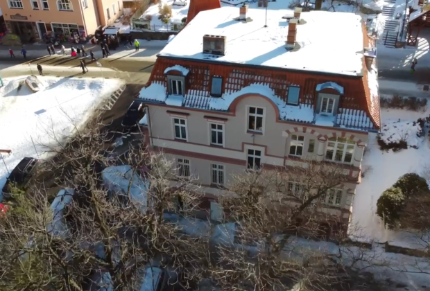 Remont budynku Urzędu Miasta w Karpaczu Remont budynku Urzędu Miasta w Karpaczu