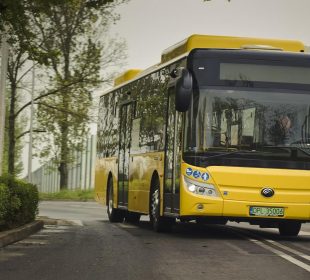 Kolejne autobusy elektryczne dla Jeleniej Góry. Miasto ponownie wybrało markę Yutong