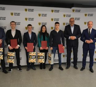 Utalentowani sportowcy z regionu otrzymali stypendia Samorządu Województwa Dolnośląskiego