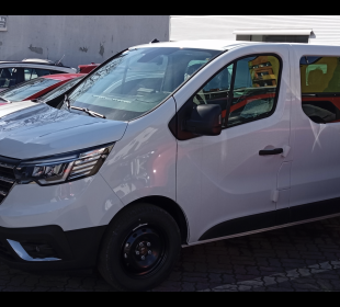 Nowy samochód dla domu dziecka Dąbrówka