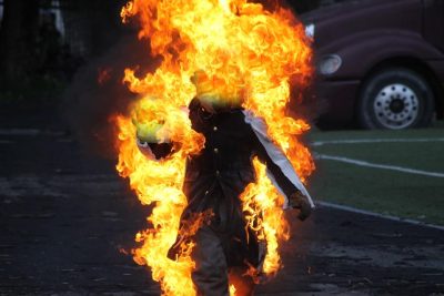 Oblała byłego partnera benzyną i podpaliła Oblała byłego partnera benzyną i podpaliła