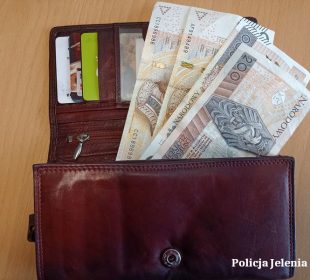 Udawał uczciwego – kamera pokazała jednak coś innego Udawał uczciwego – kamera pokazała jednak coś innego