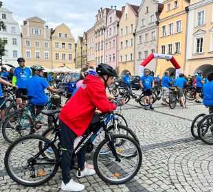 Pan Zbigniew – 85 lat i pasja do jazdy na rowerze niewzruszona przez czas! Pan Zbigniew – 85 lat i pasja do jazdy na rowerze niewzruszona przez czas!